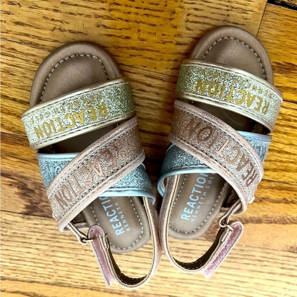 Kenneth Cole Reaction Sparkle Sandals Size 6 - Picture 1 of 4